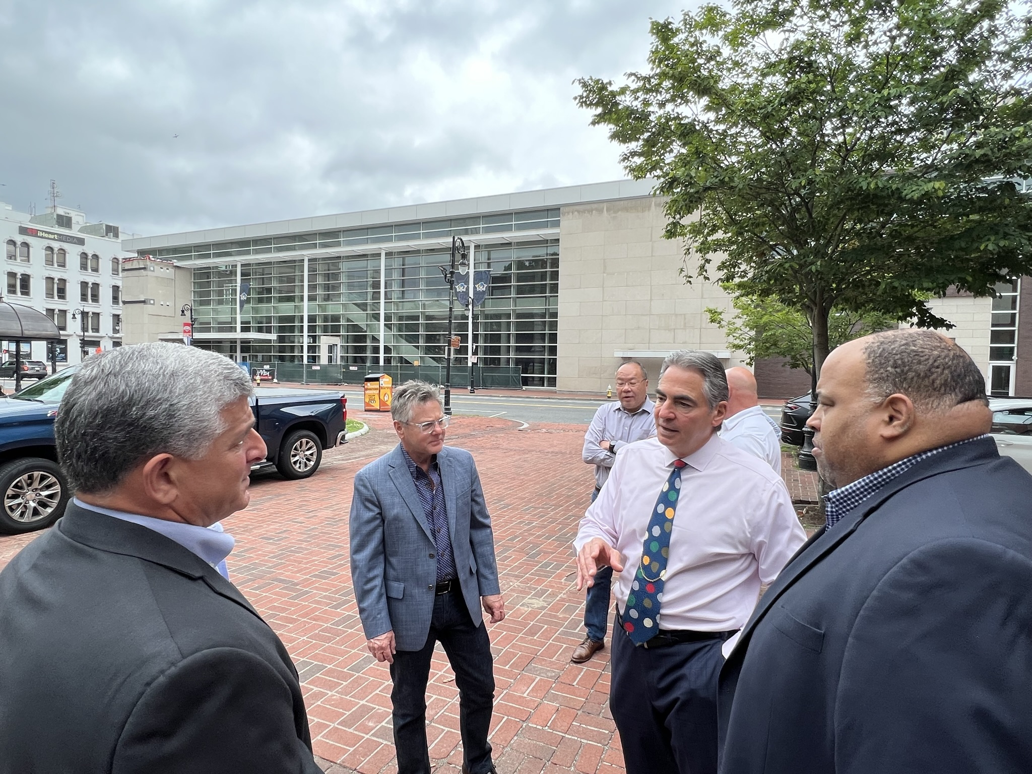 Mayor Sarno Welcomes Worcester Woo Sox for Visit to Springfield: City of  Springfield, MA