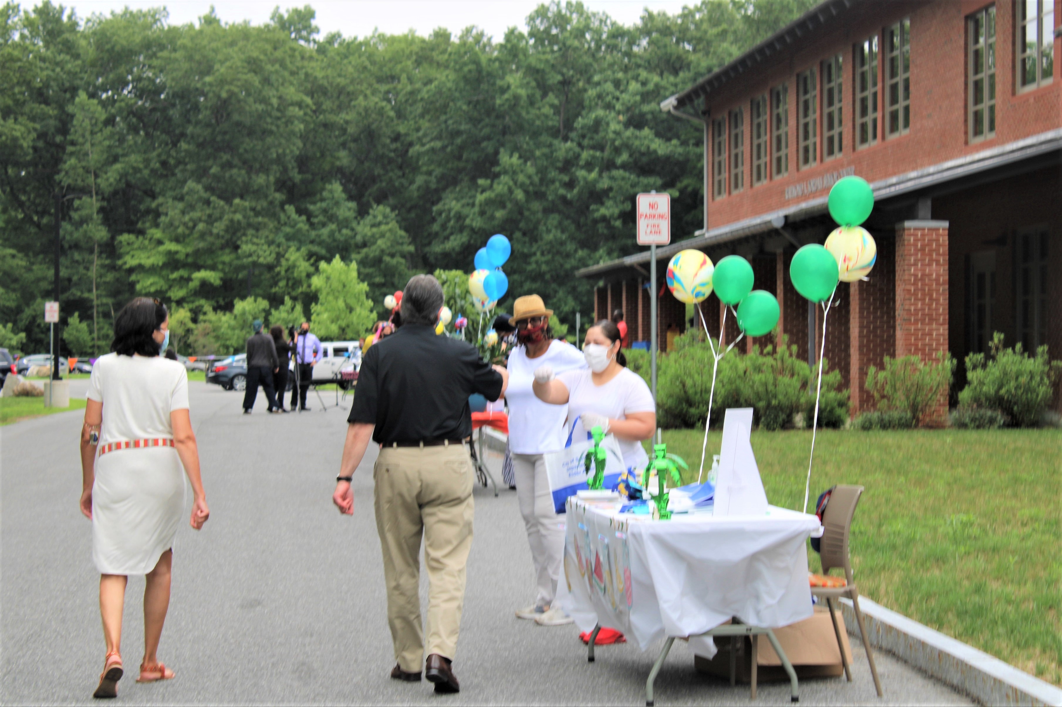 Mayor Sarno Attended Family Reunion DriveThrough Parade for