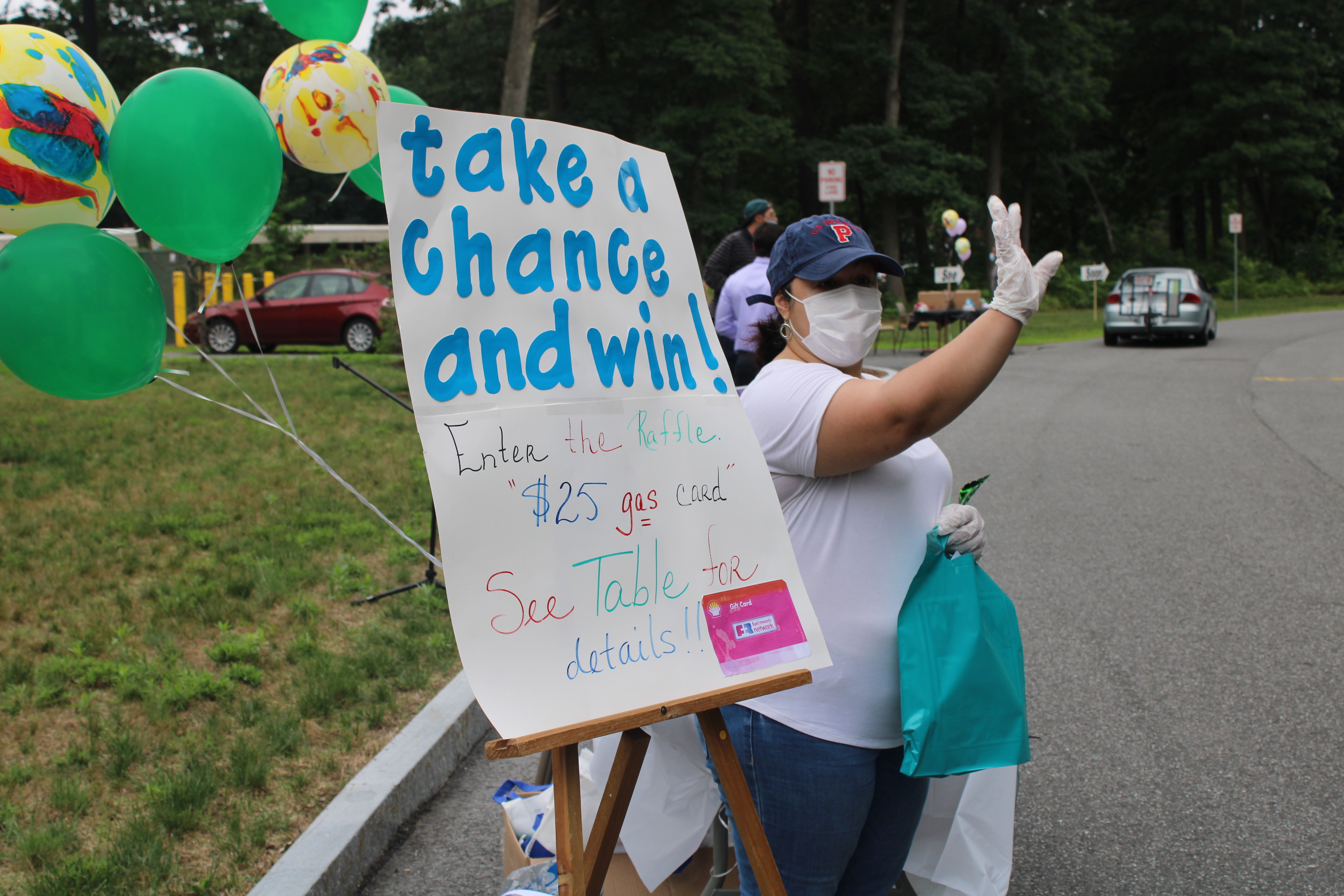 Mayor Sarno Attended Family Reunion DriveThrough Parade for