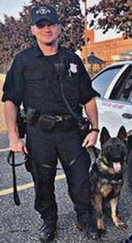 Offr. Ruyffelaert & K9 Walker